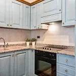 Lory 1 Apartment *