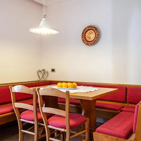 Lory 1 Apartment *